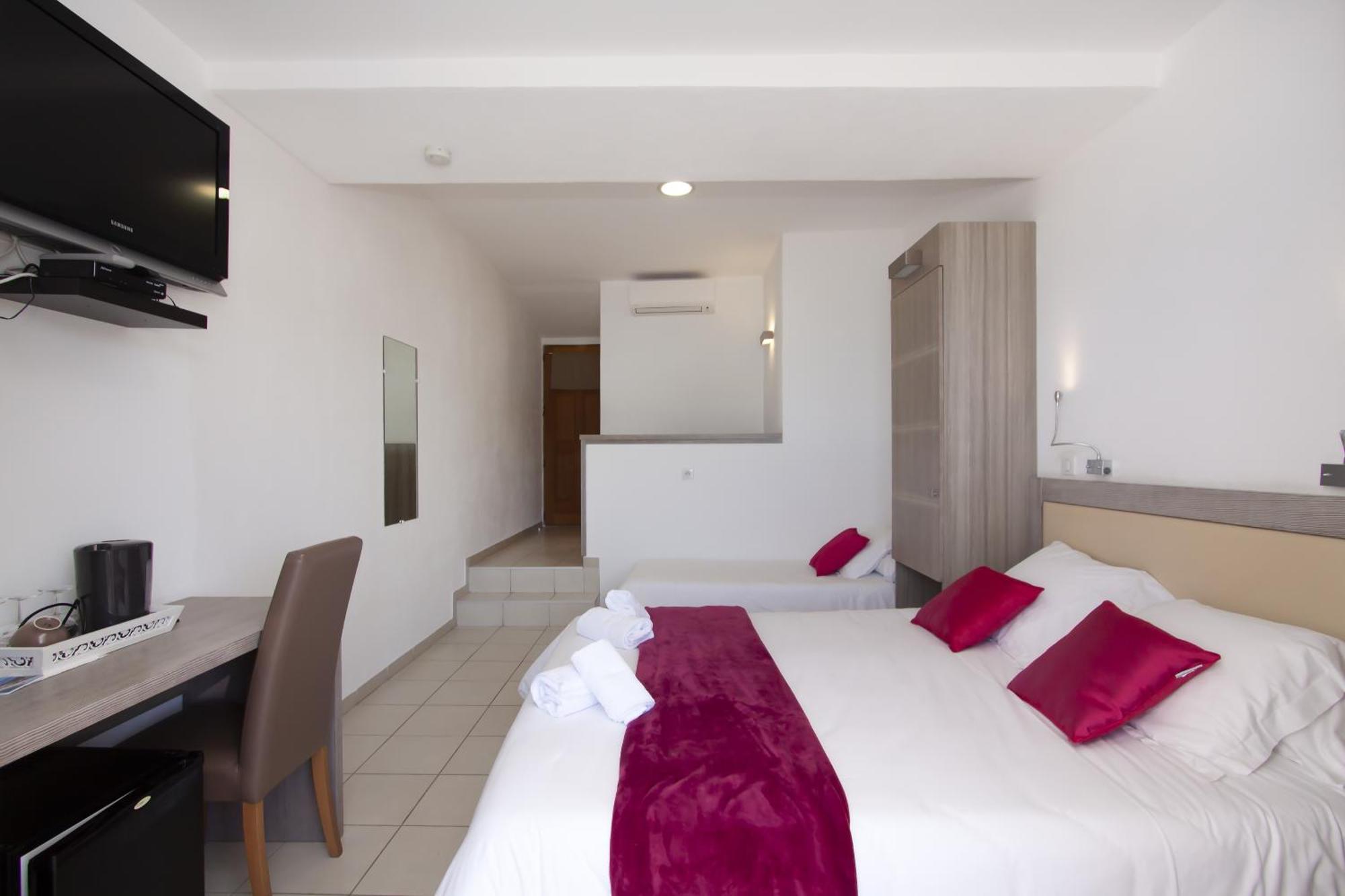 Cargèse Hotel Et Residence Ta Kladia - Omigna מראה חיצוני תמונה